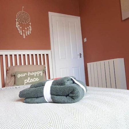 Westcliff-On-Sea Modern 2 Bedroom Apartment - Free Parking Southend-on-Sea Luaran gambar