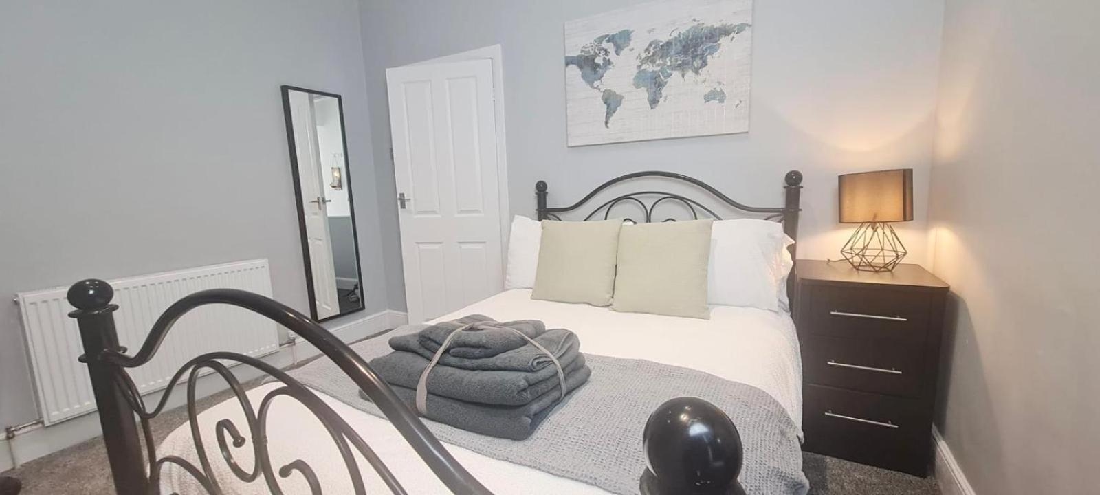 Westcliff-On-Sea Modern 2 Bedroom Apartment - Free Parking Southend-on-Sea Luaran gambar